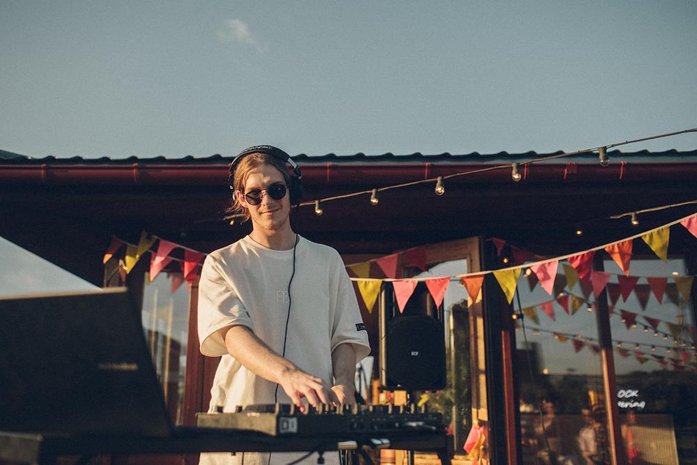 Тимур и Марина