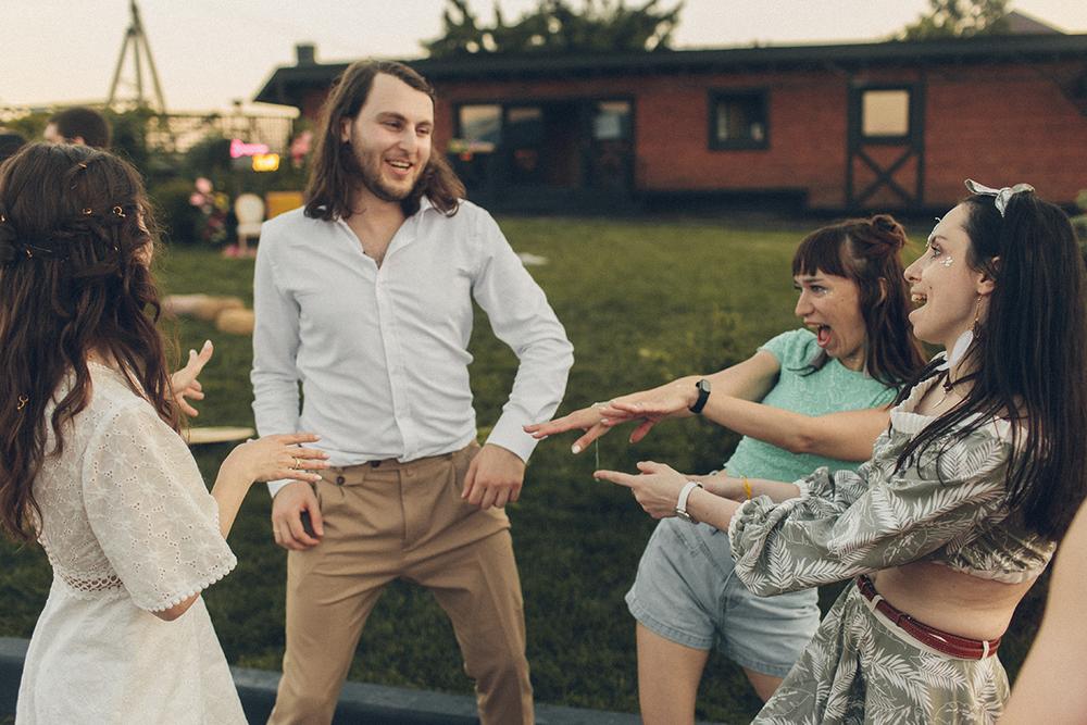 Тимур и Марина