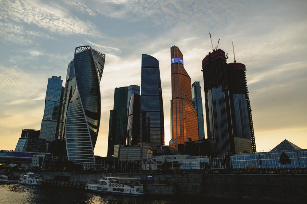 осторожно, берегите голову