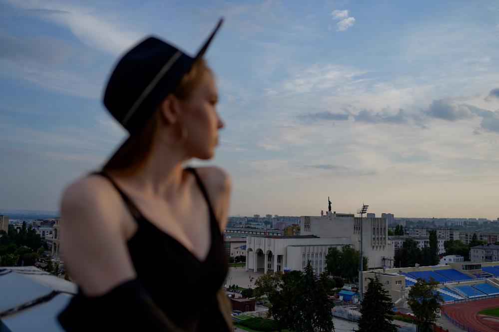 Полина на крыше
