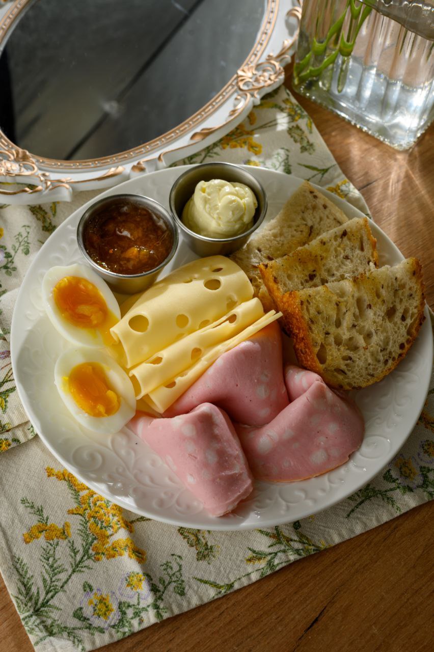 FOOD