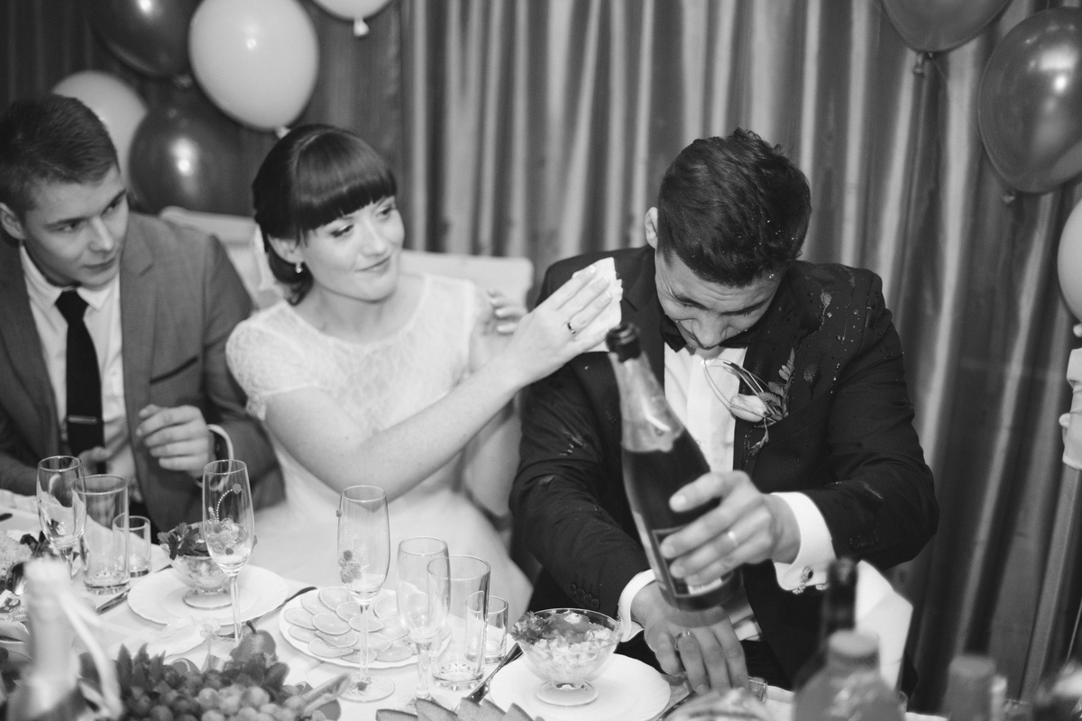 WEDDING PHOTO