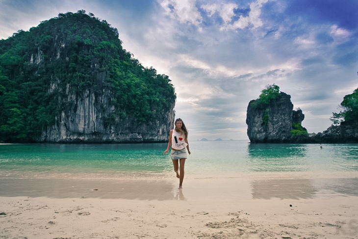 Sea Beach photoshoot. Персональные фотосессии на побережье 
