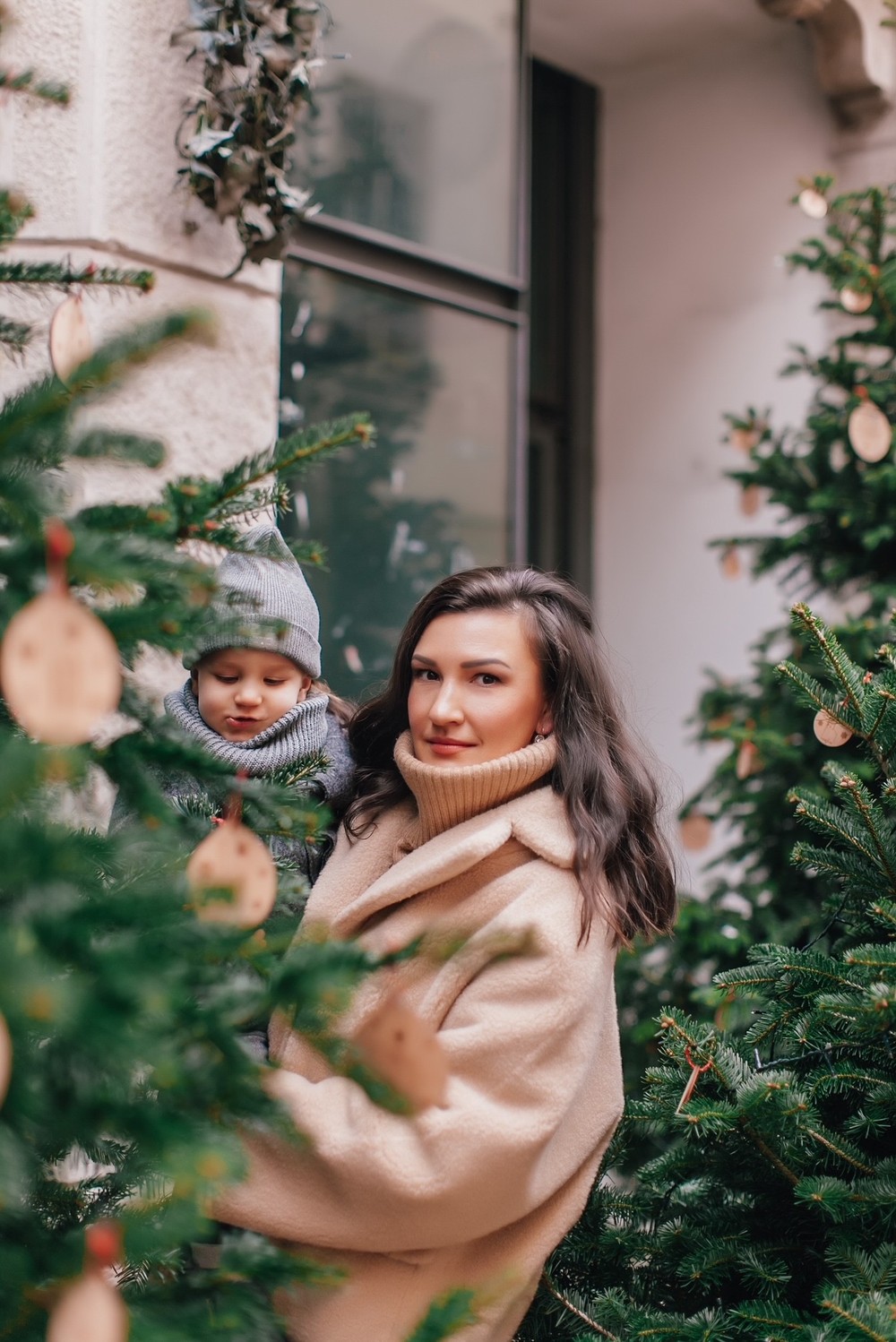 Family photo. Городская зимняя фотопрогулка мамы и сына.
