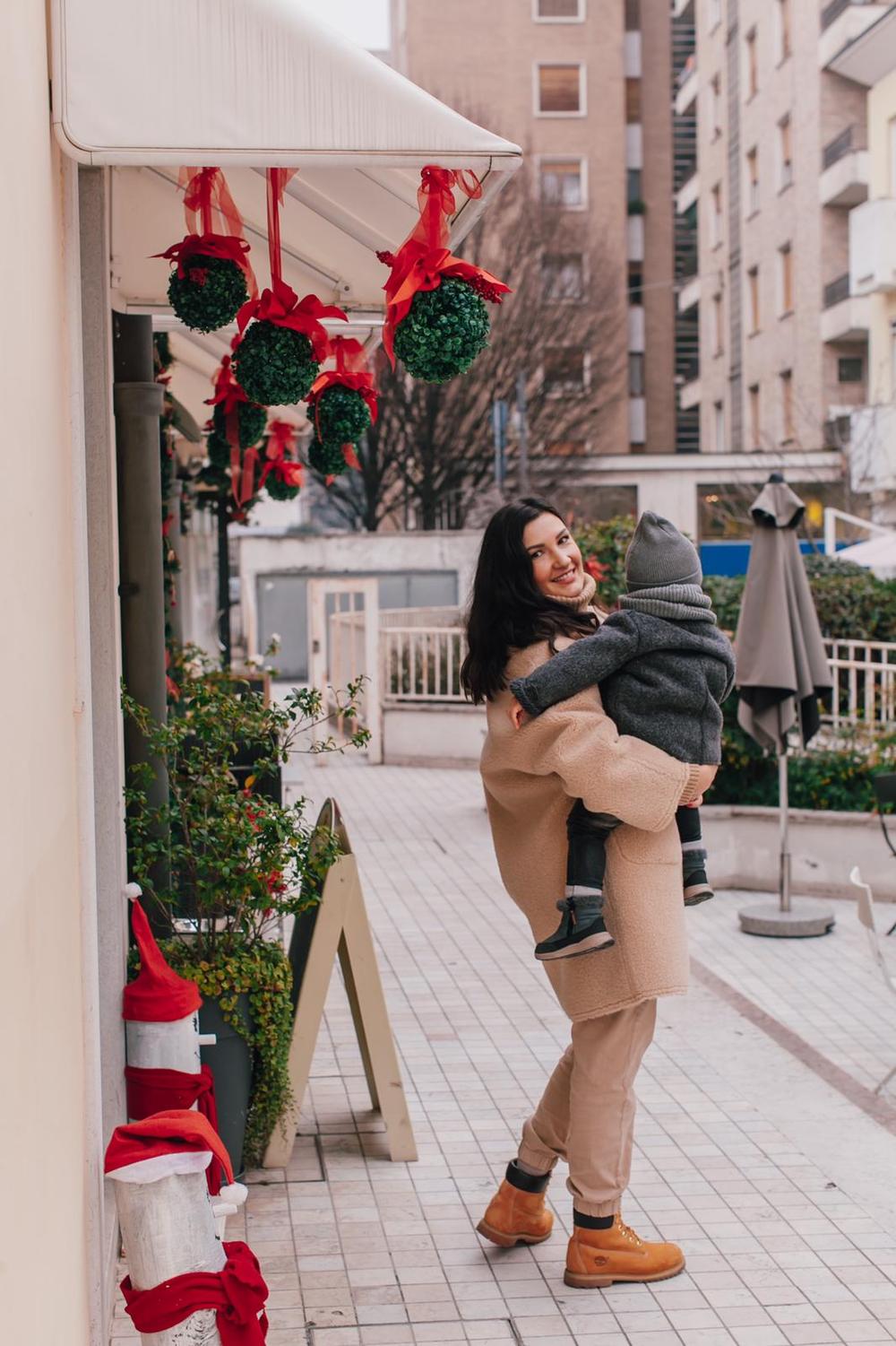 Family photo. Городская зимняя фотопрогулка мамы и сына.