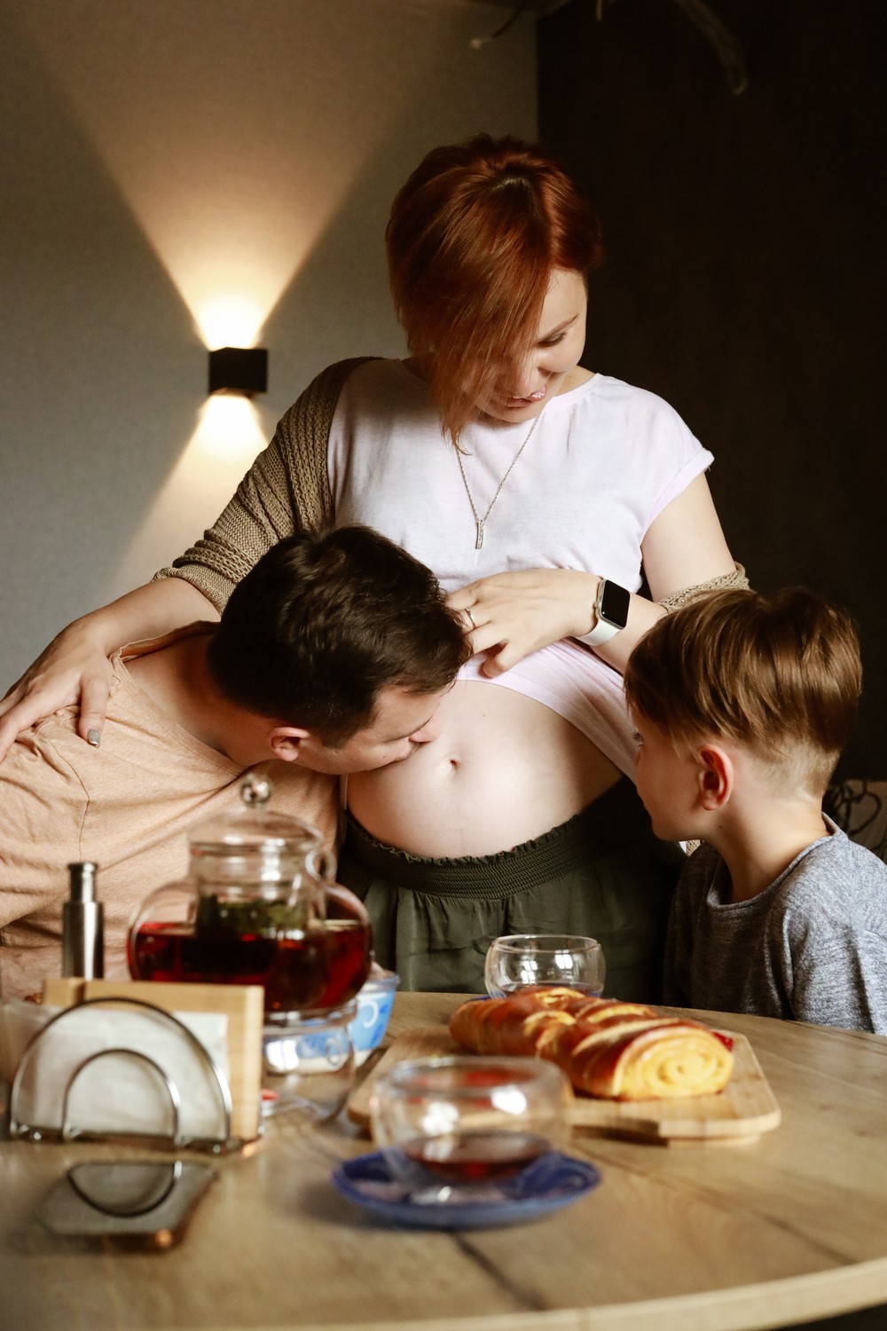 Famiglia. Pregnancy. Домашняя фотосессия. Беременность