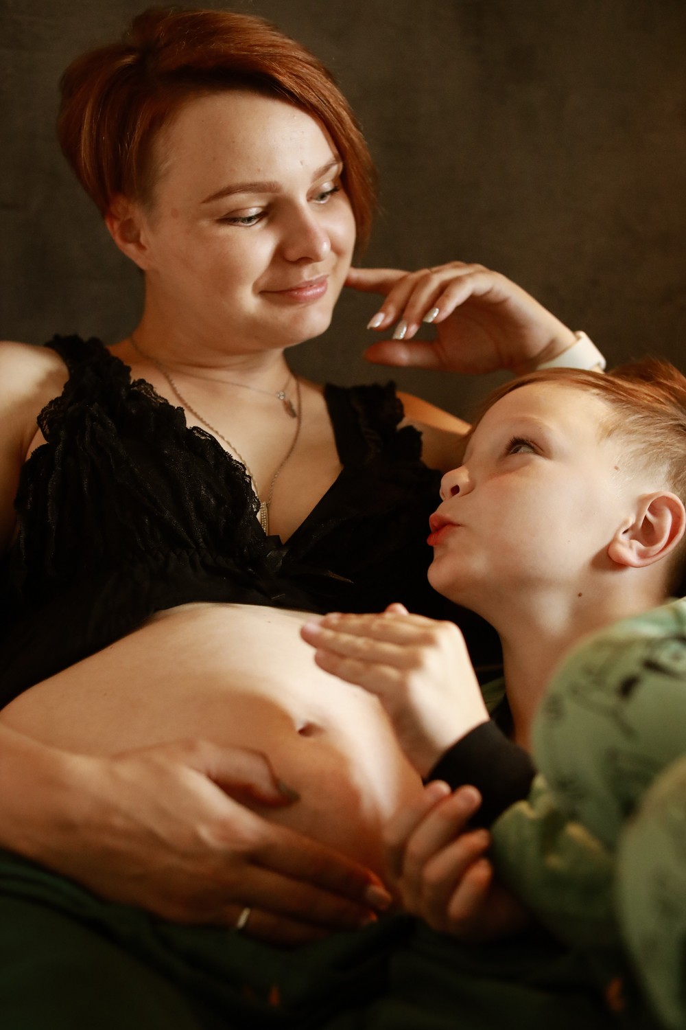 Famiglia. Pregnancy. Домашняя фотосессия. Беременность