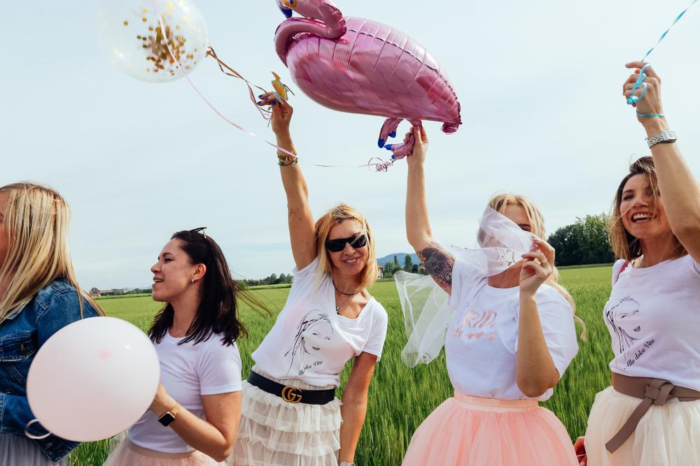 Между нами девочками. Addio al nubilato.Девичник