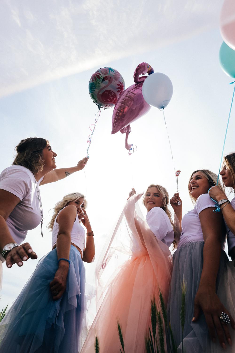 Между нами девочками. Addio al nubilato.Девичник