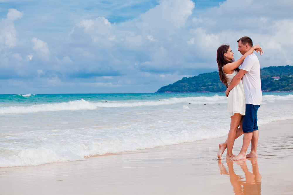  влюбленные у моря