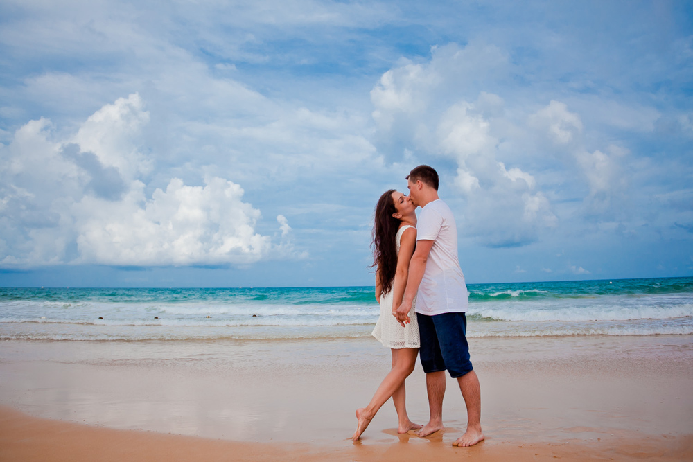  влюбленные у моря