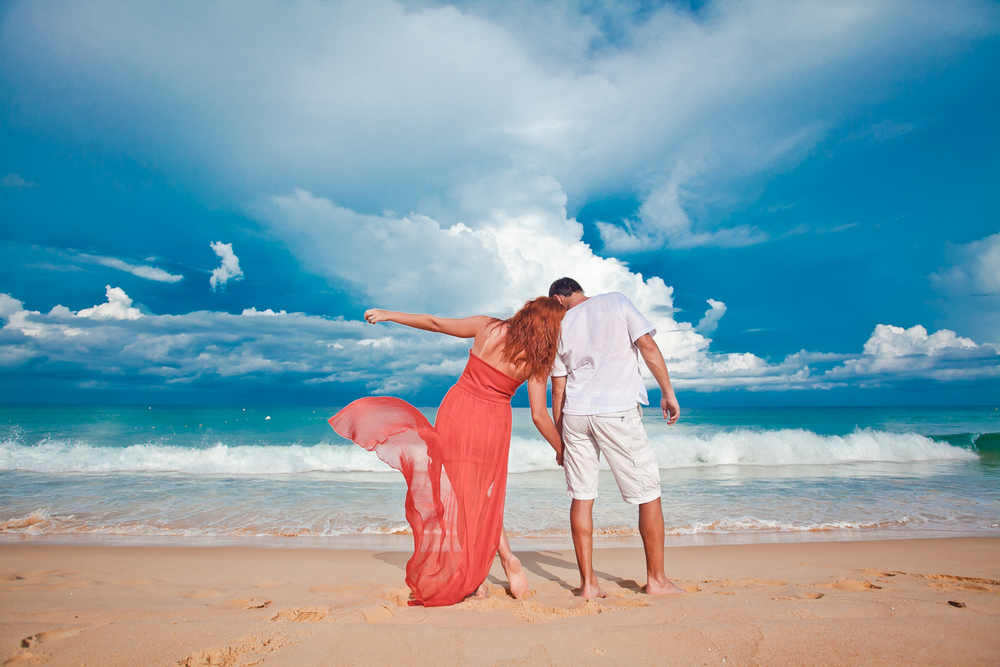  влюбленные у моря