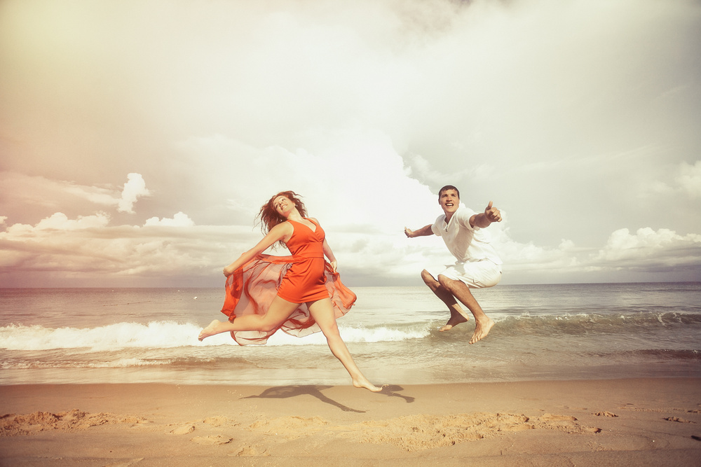  влюбленные у моря