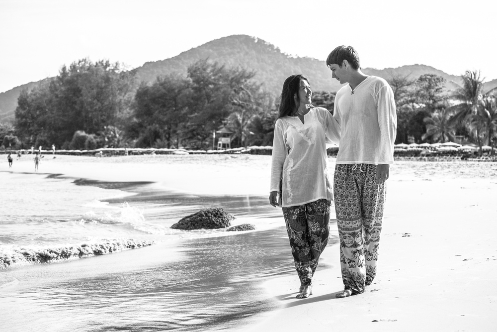  влюбленные у моря