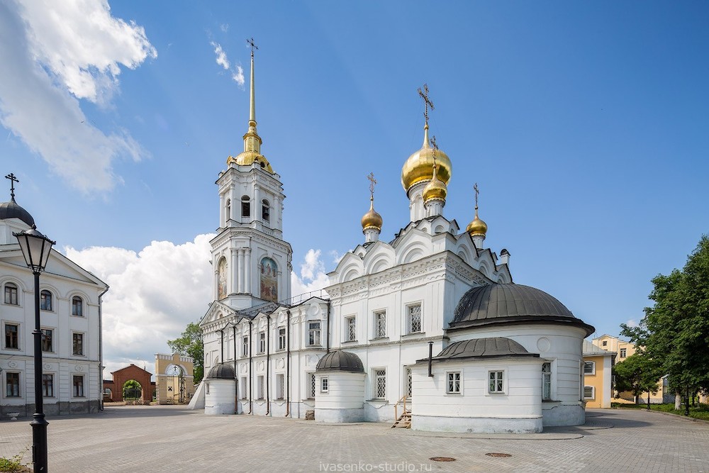 Город для календарей