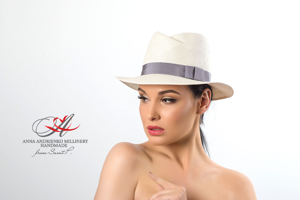 Шляпка-вуалетка бренда Anna Andrienko millinery