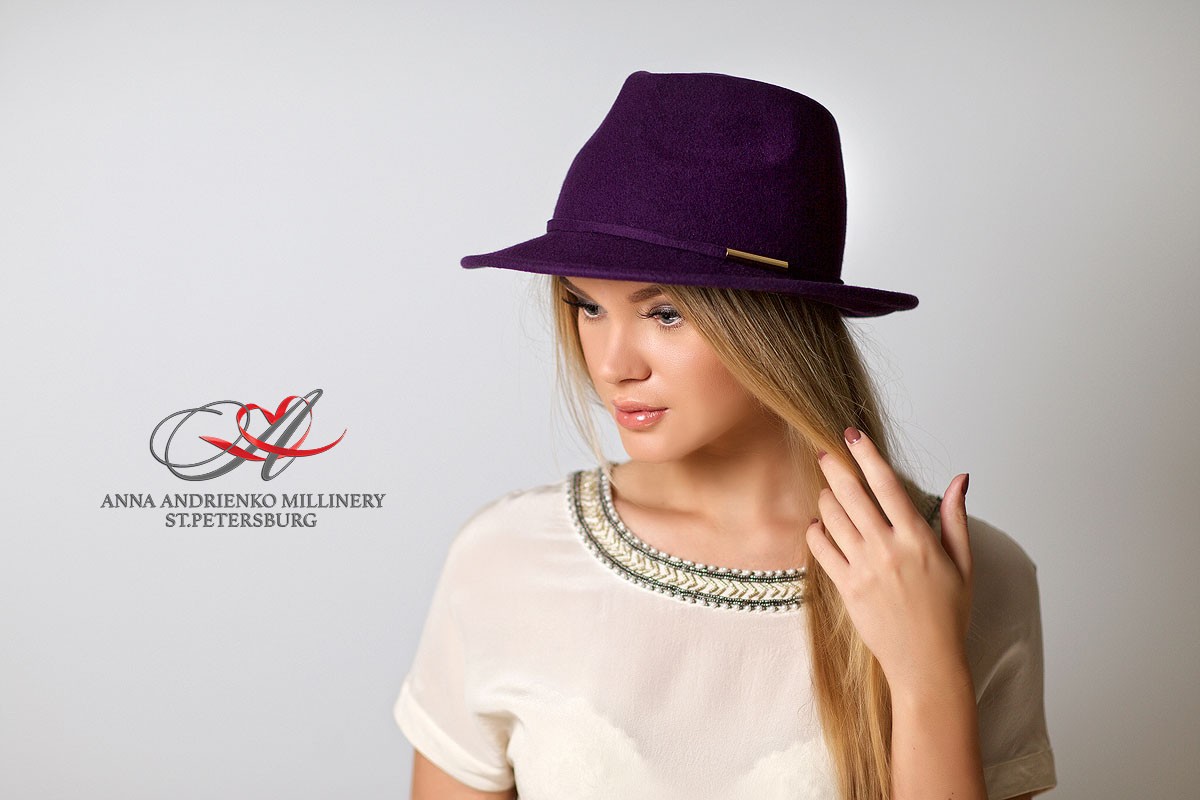 Шляпка-вуалетка бренда Anna Andrienko millinery