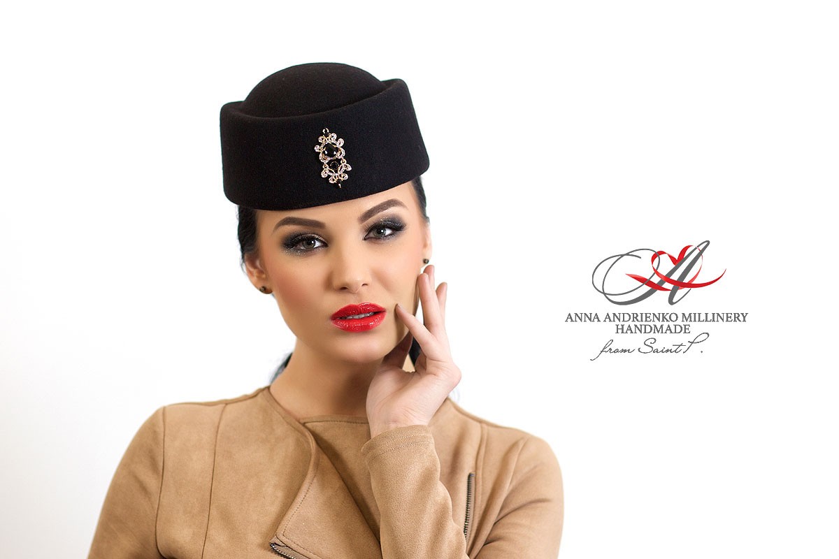 Шляпка-вуалетка бренда Anna Andrienko millinery