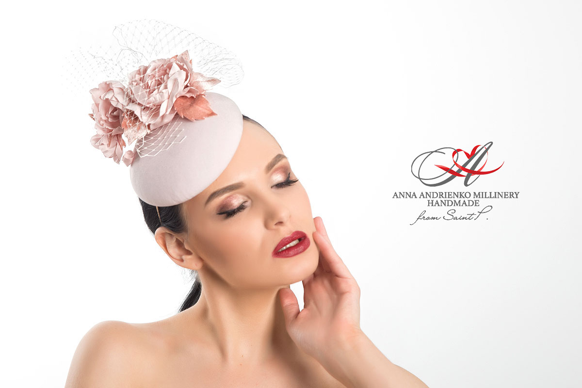 Шляпка-вуалетка бренда Anna Andrienko millinery