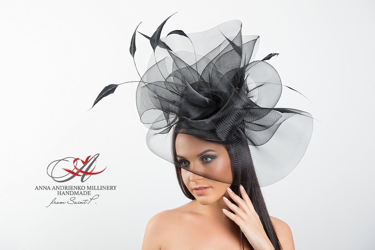 Шляпка-вуалетка бренда Anna Andrienko millinery