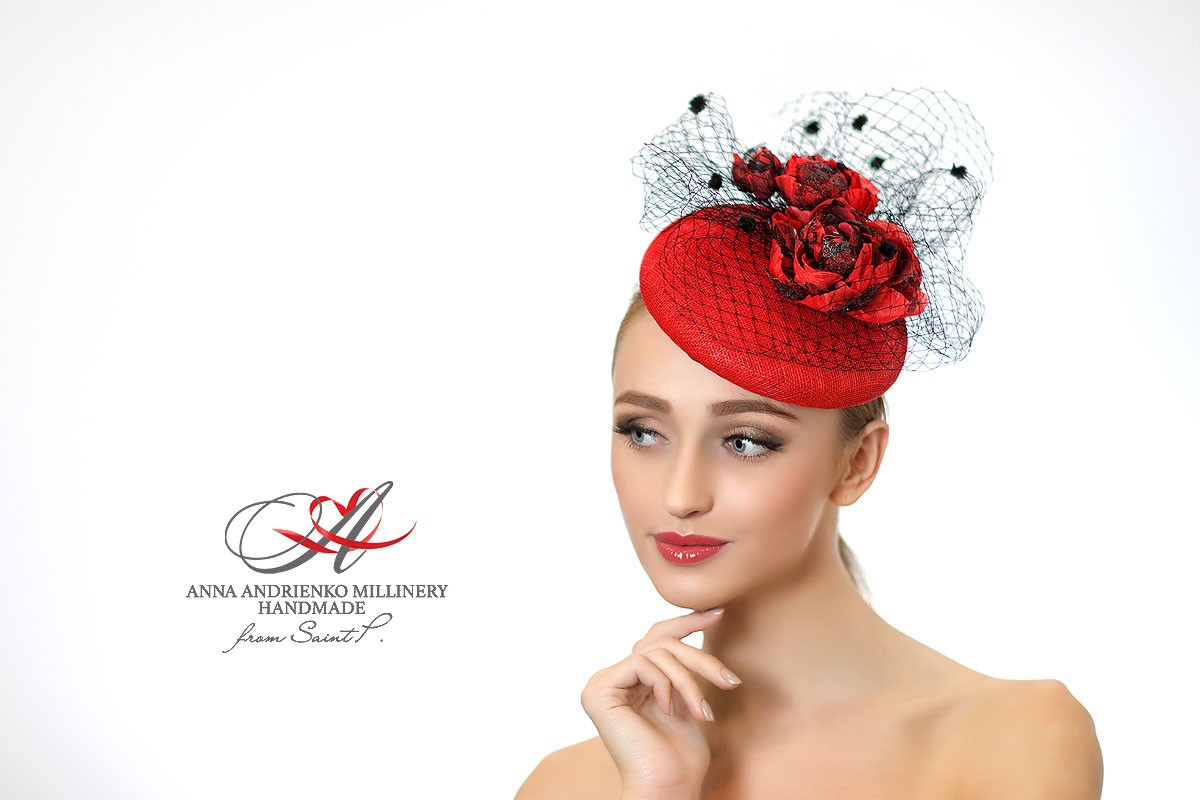 Шляпка-вуалетка бренда Anna Andrienko millinery