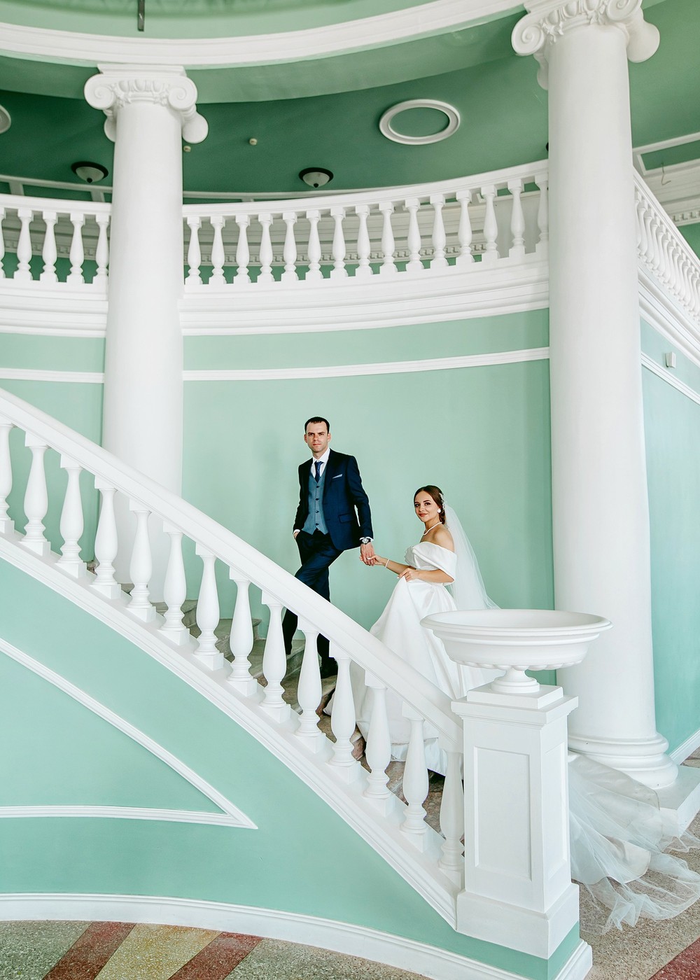 R & A