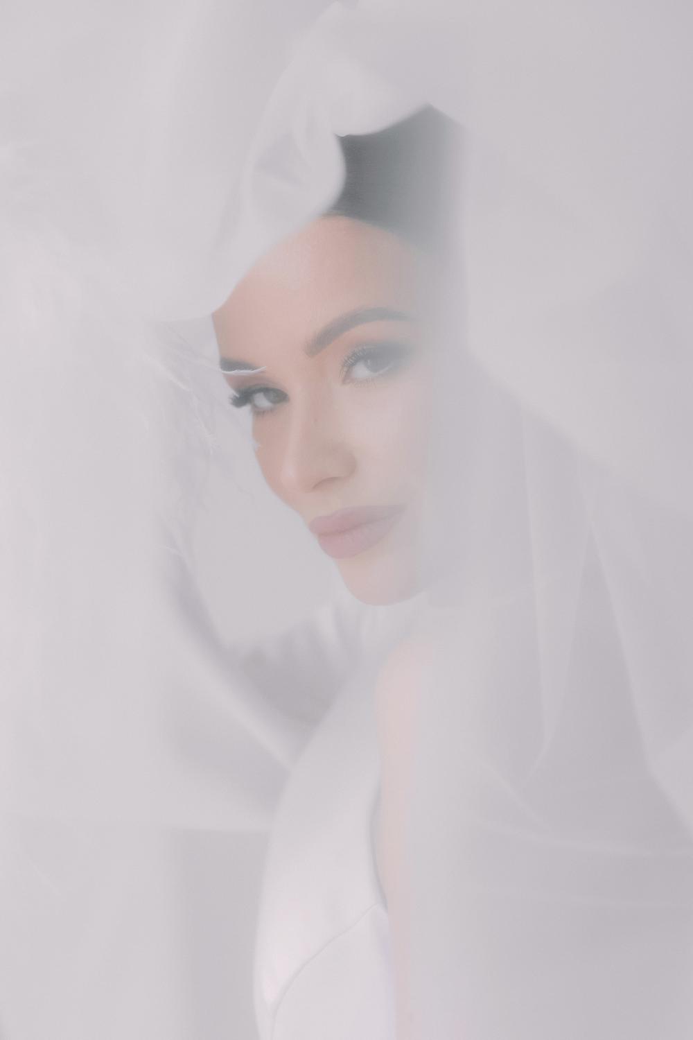 Я & Е