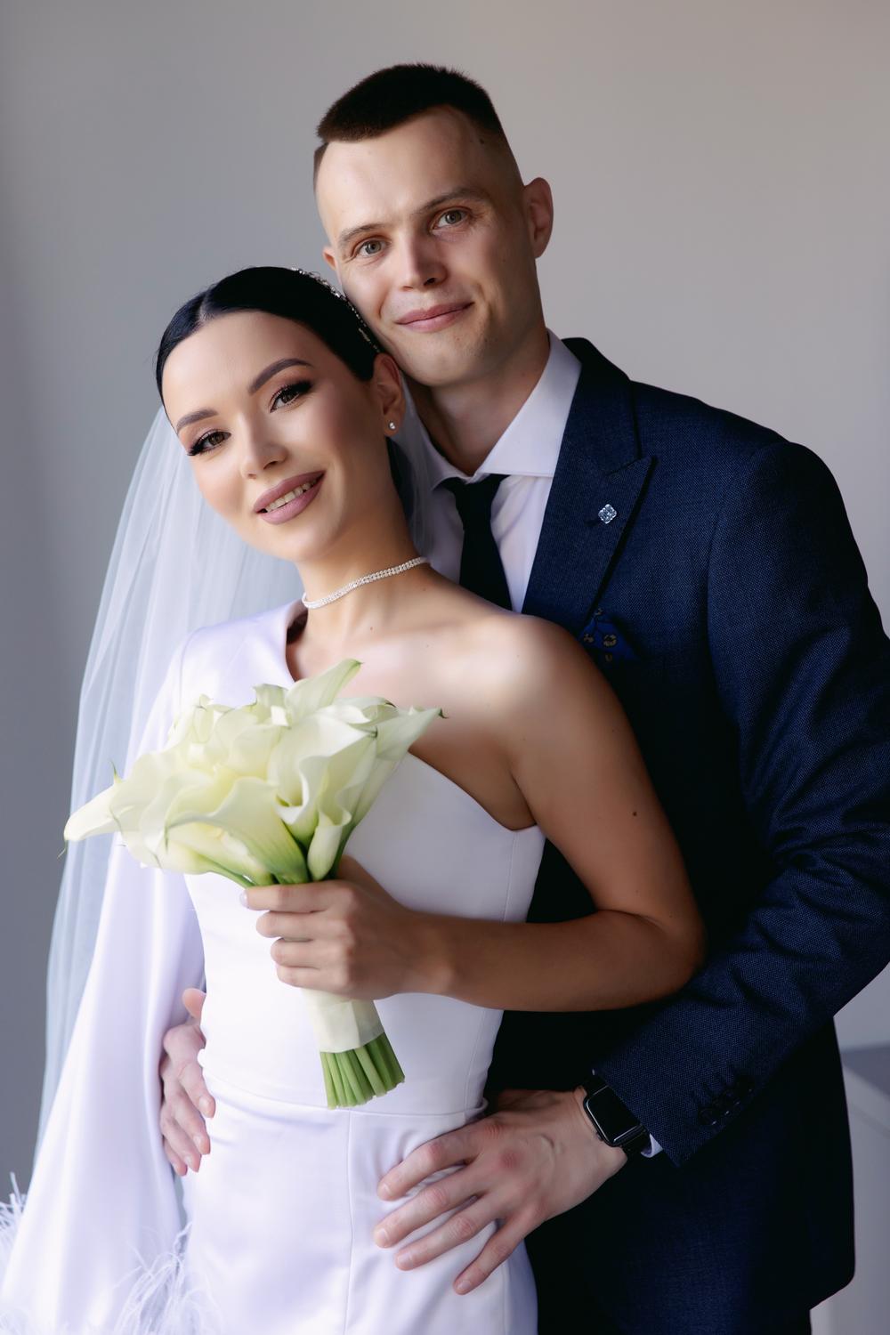 Я & Е