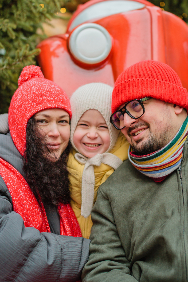 Нелли, Юра и Роберт