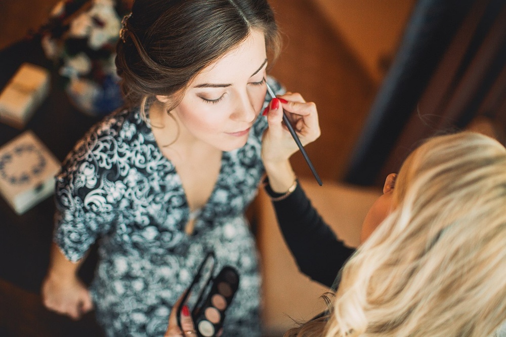 BACKSTAGE