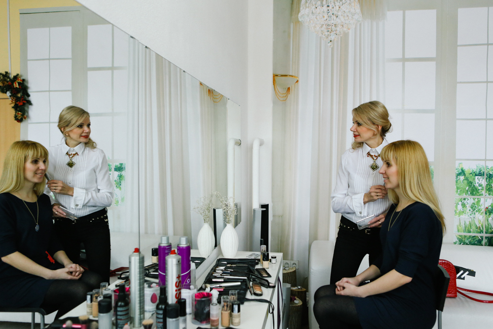 BACKSTAGE