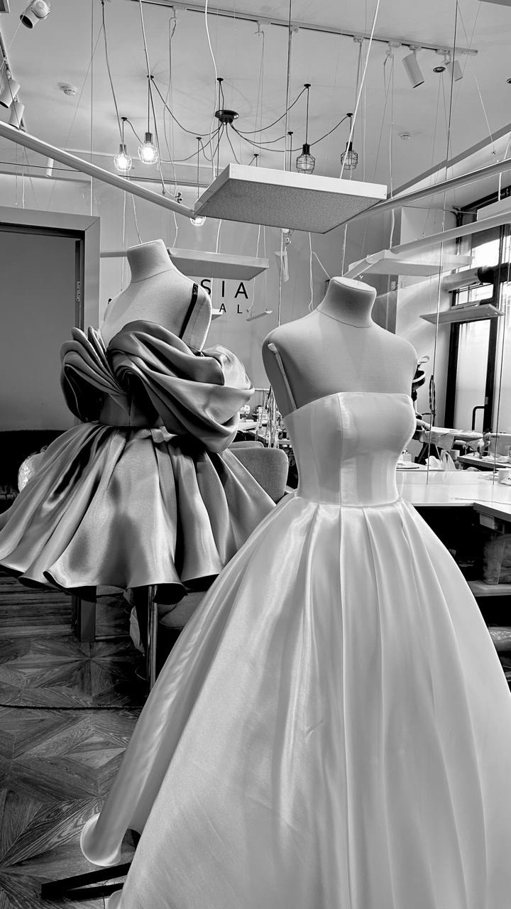 open lace back dress Stylish A Line Princess Strapless Puff Sleeve with Cape Floral Lace Wedding Bridal Dress 38 main image 0