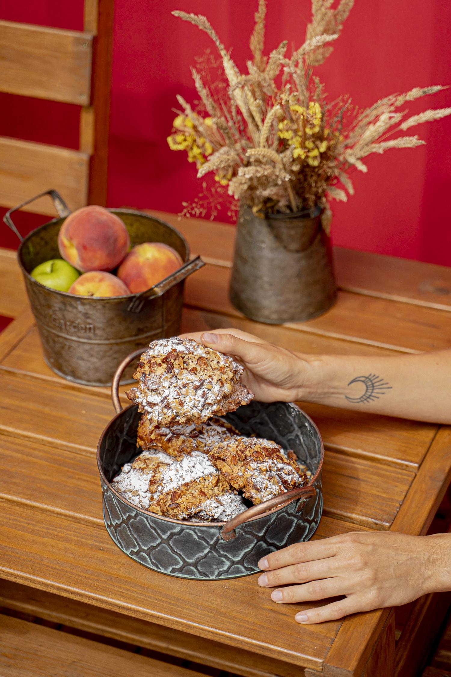 VINOGRADOV PASTRY десерты