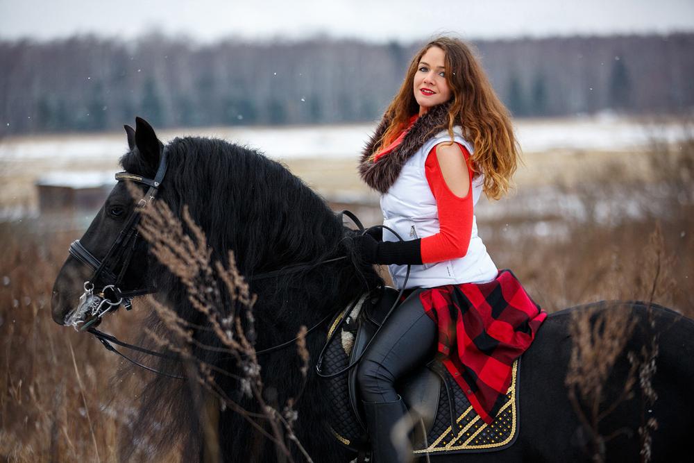 Девушка и Фриз