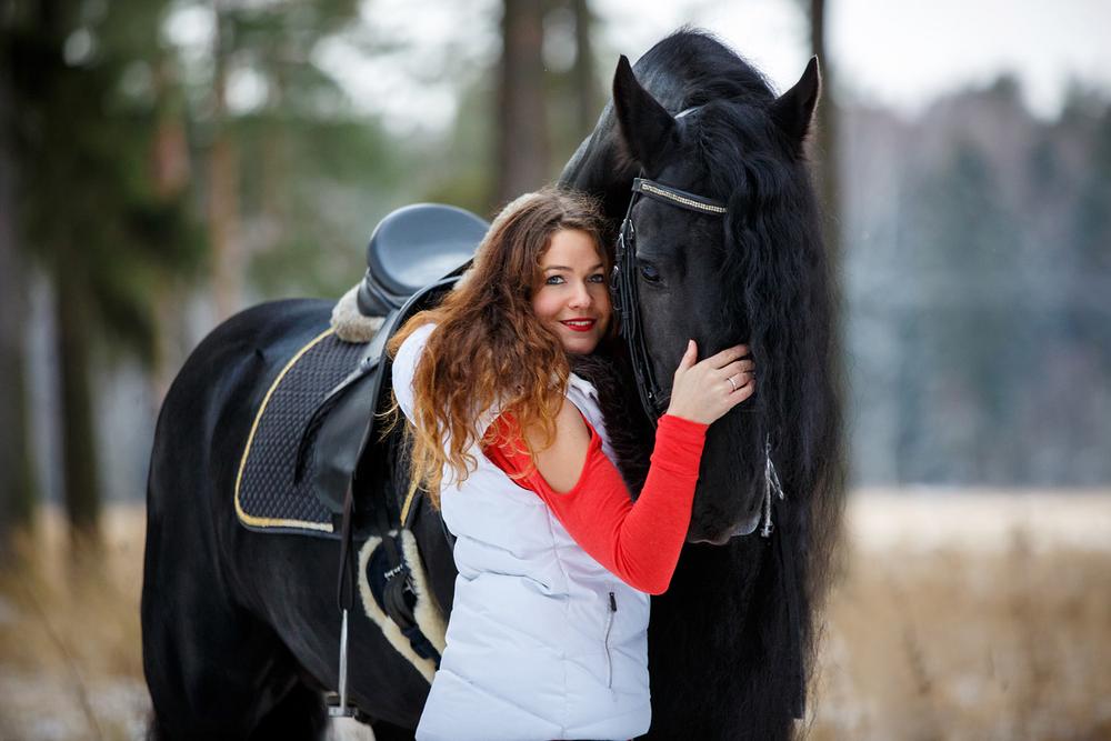 Девушка и Фриз