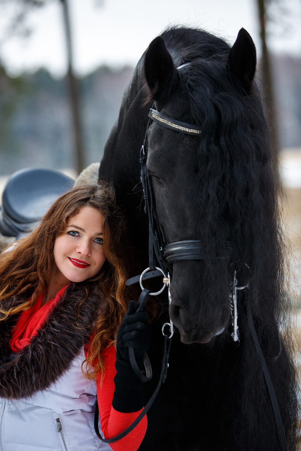 Девушка и Фриз