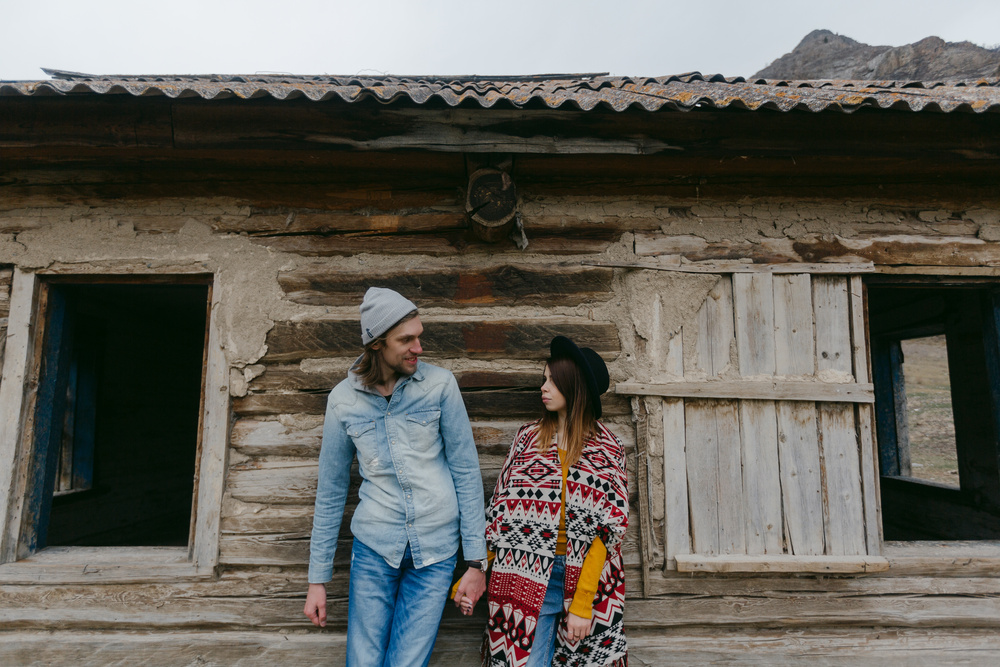 948 километров...