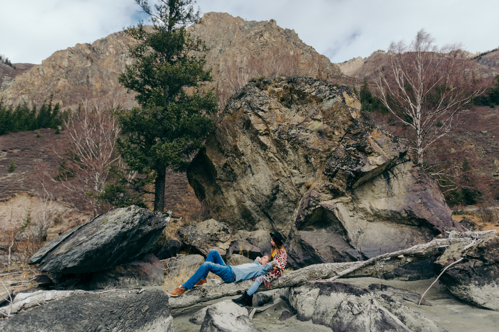 948 километров...