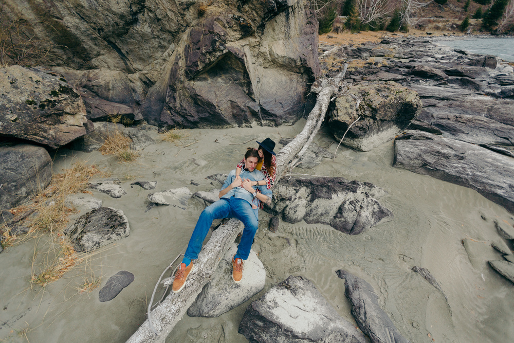 948 километров...