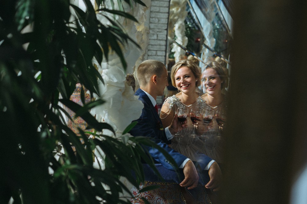 Между нами - стирая границы