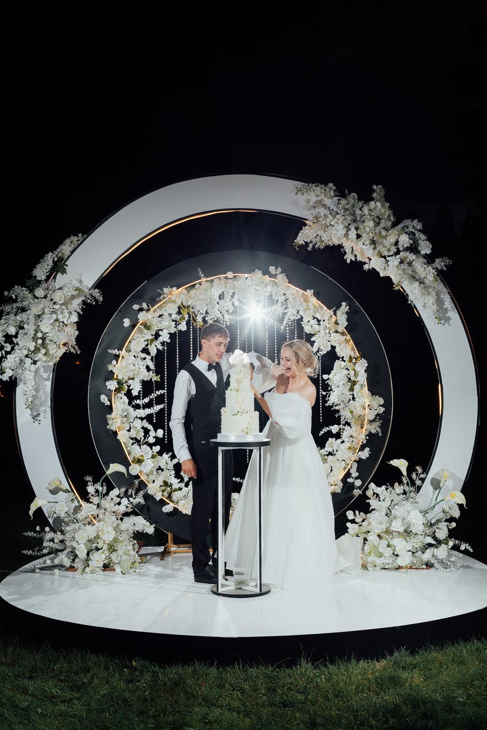 Между нами - стирая границы