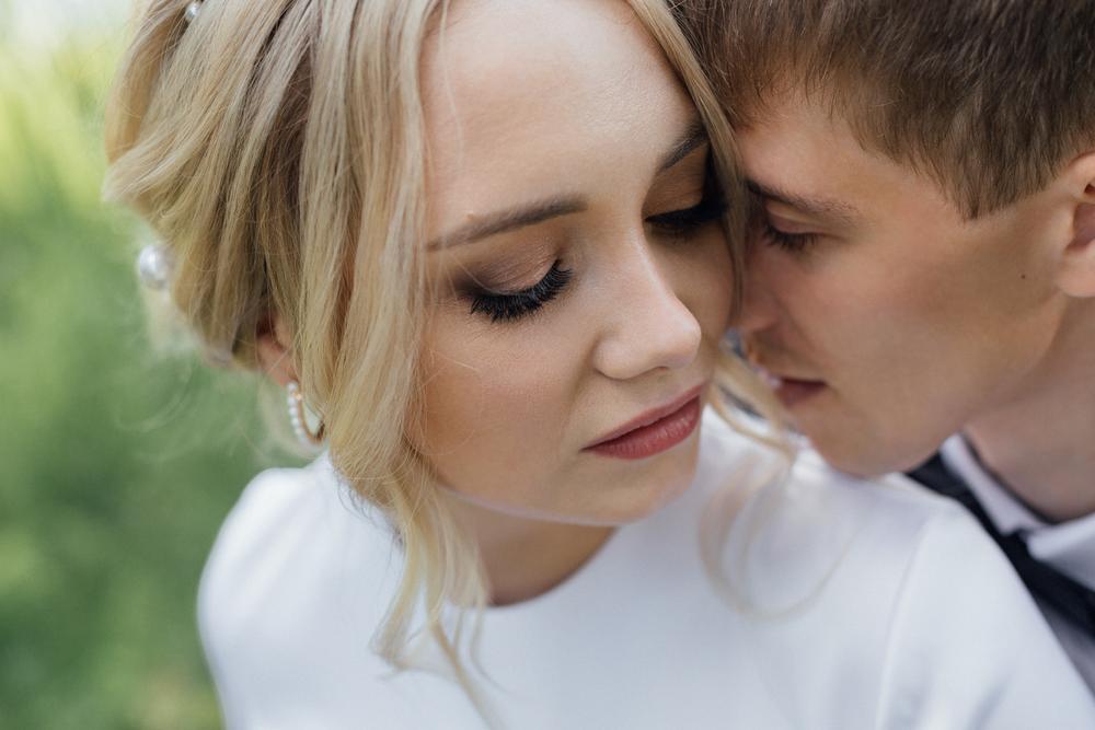 Черно-белая