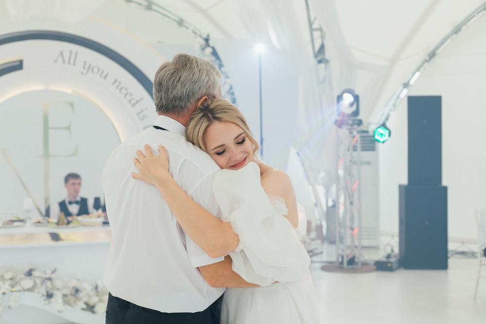 Черно-белая