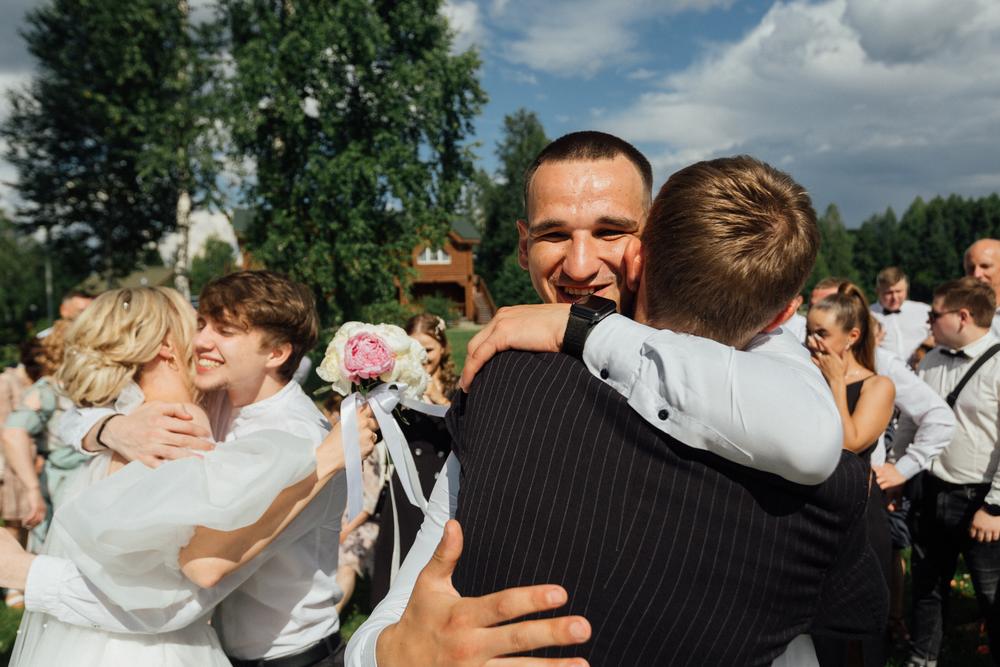 Черно-белая