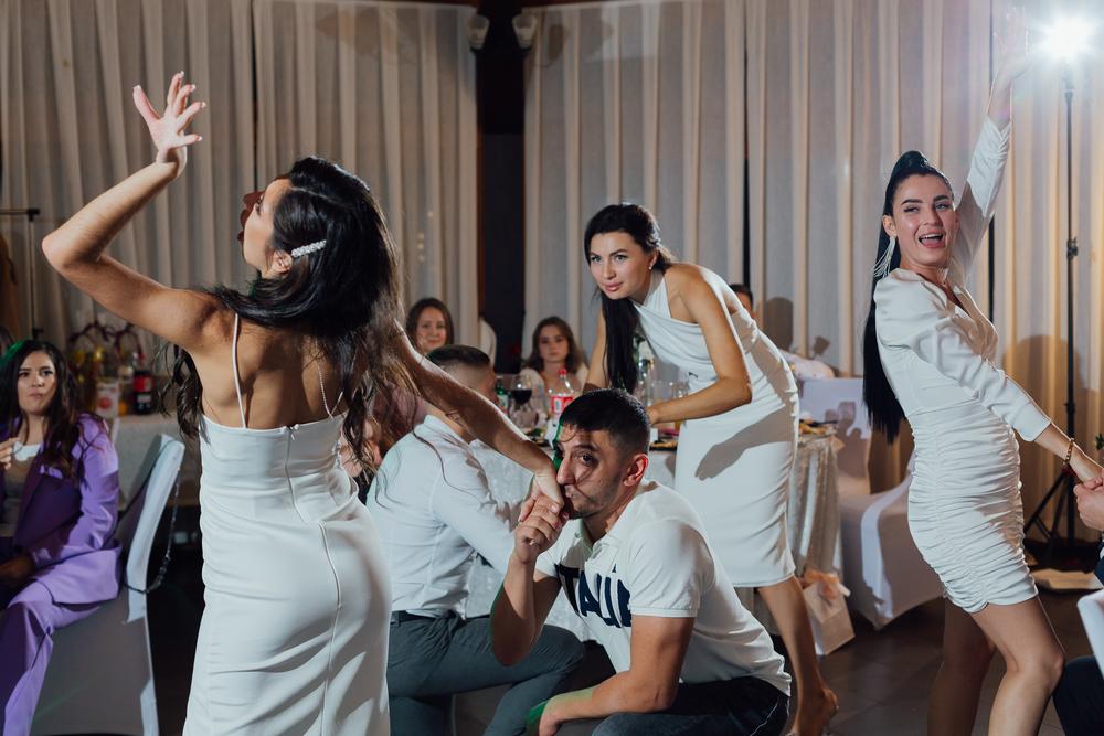 Где-то в начале осени...