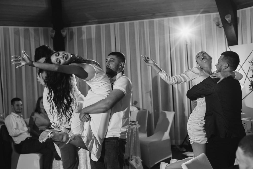 Где-то в начале осени...