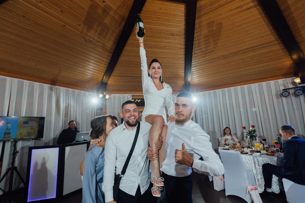 Где-то в начале осени...