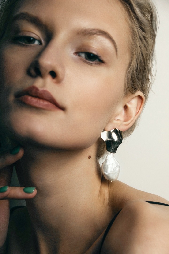 MARIA K.