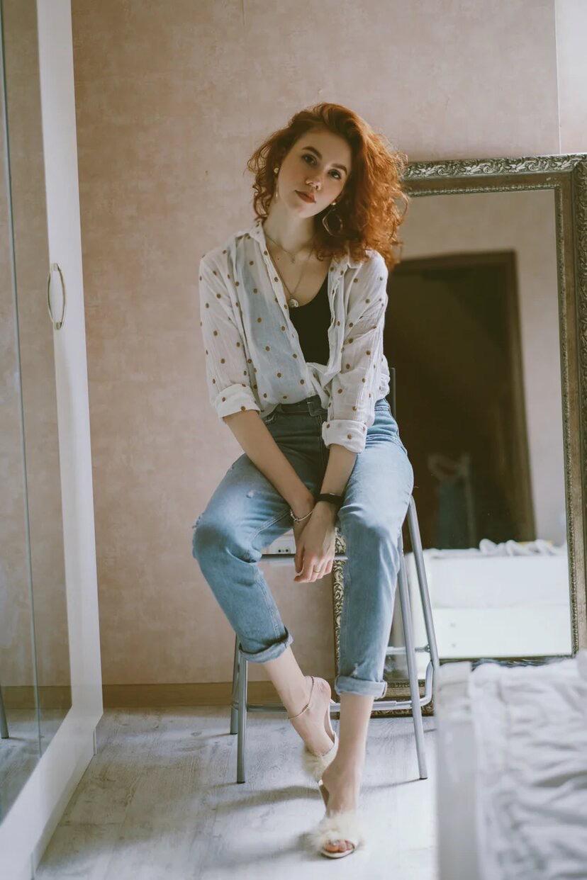 VICTORIA D.