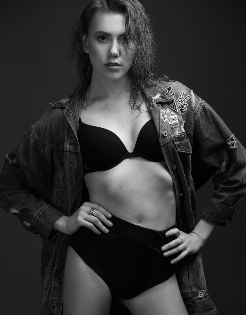 VICTORIA D.